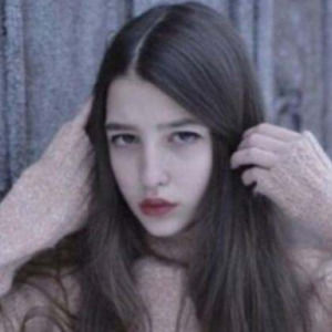 Meet your Posher, Henry